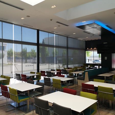 Holiday Inn Express Madrid Leganes By Ihg Eksteriør billede